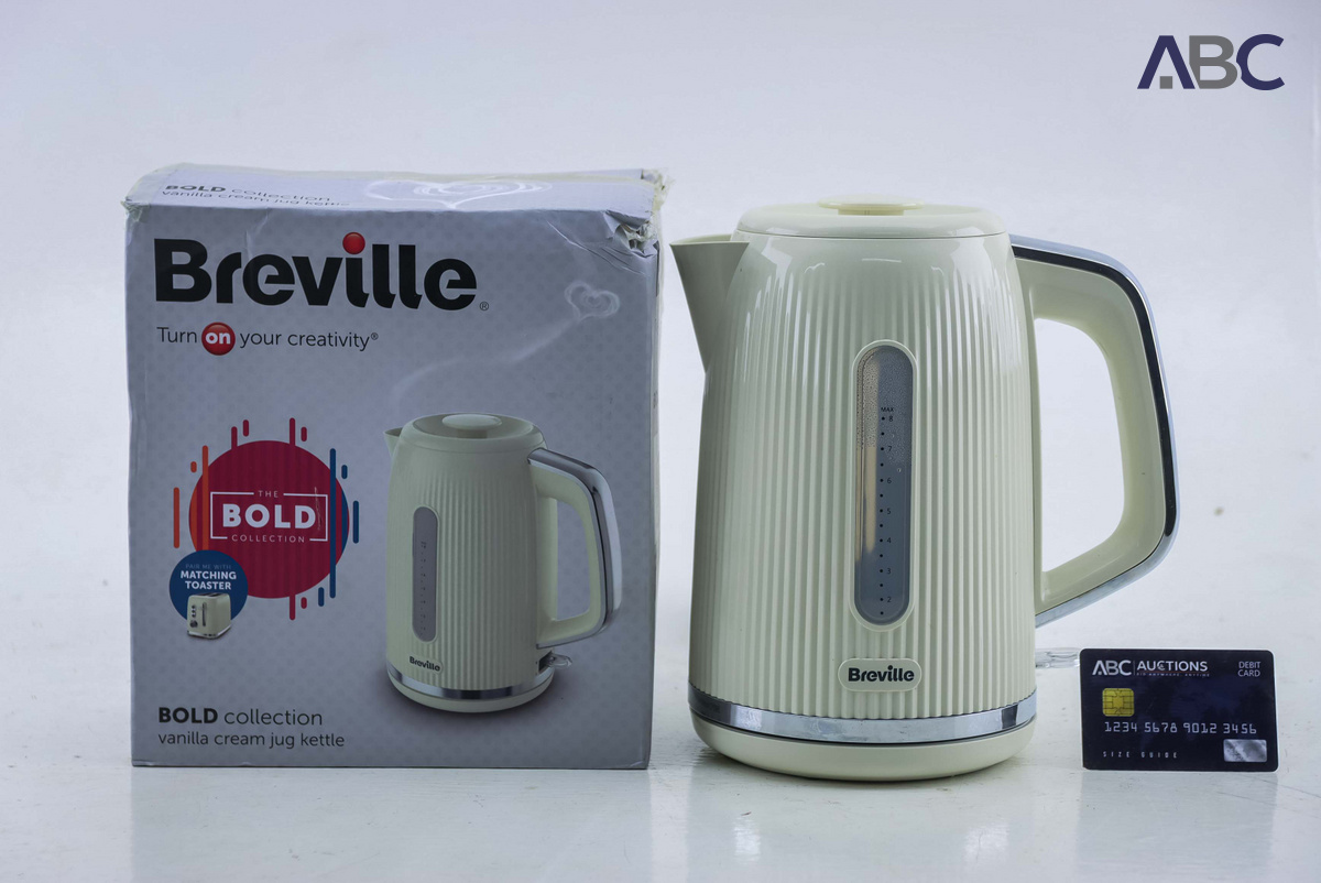 Breville VKT223 The Bold Collection Vanilla Cream Electric Kettle (220
