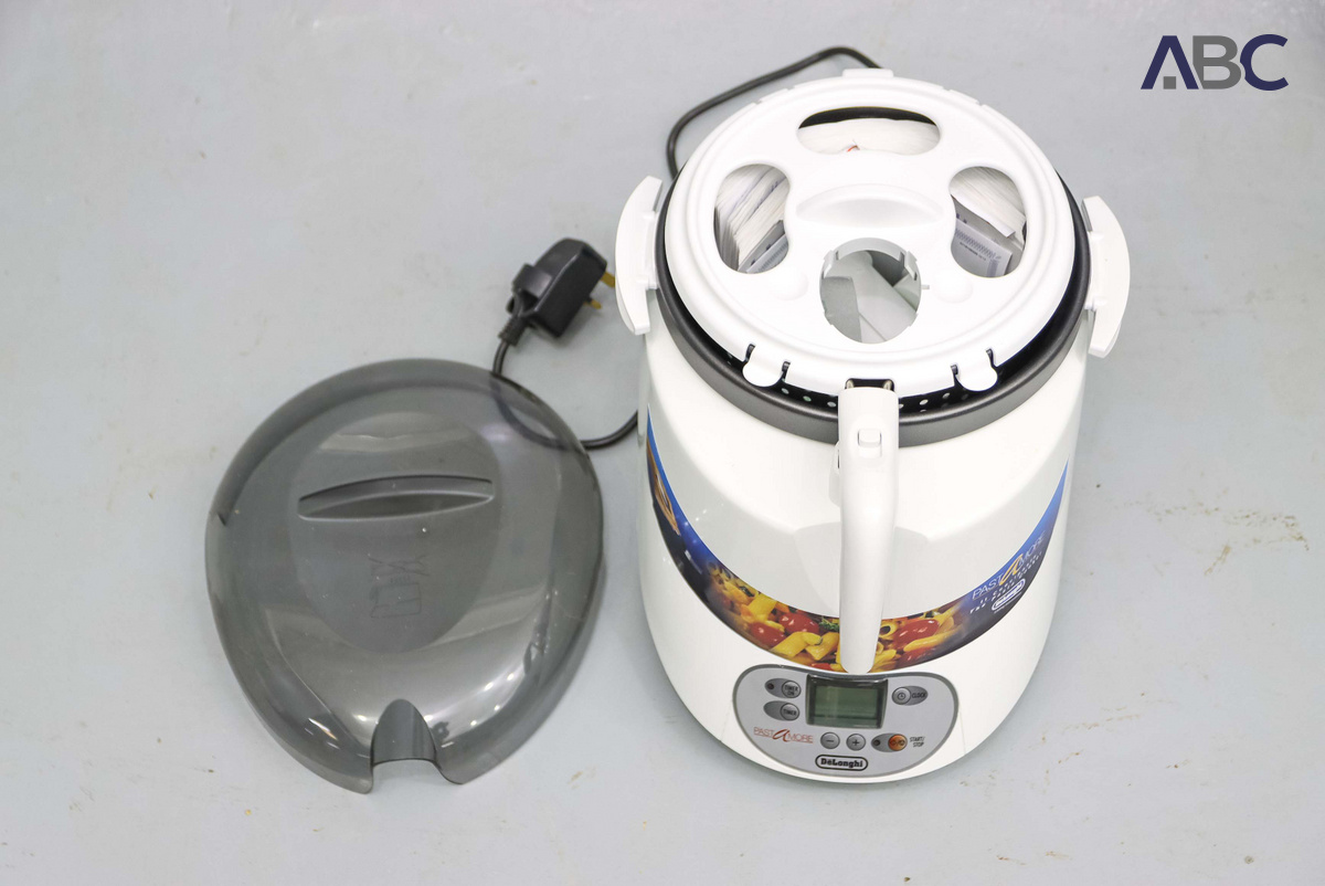 Delonghi PMC100 Pasta Cooker (250V) (1)