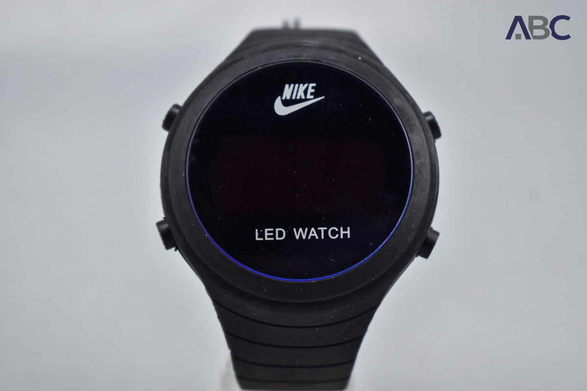 Wireless Earphones & Wrist Watch (2)