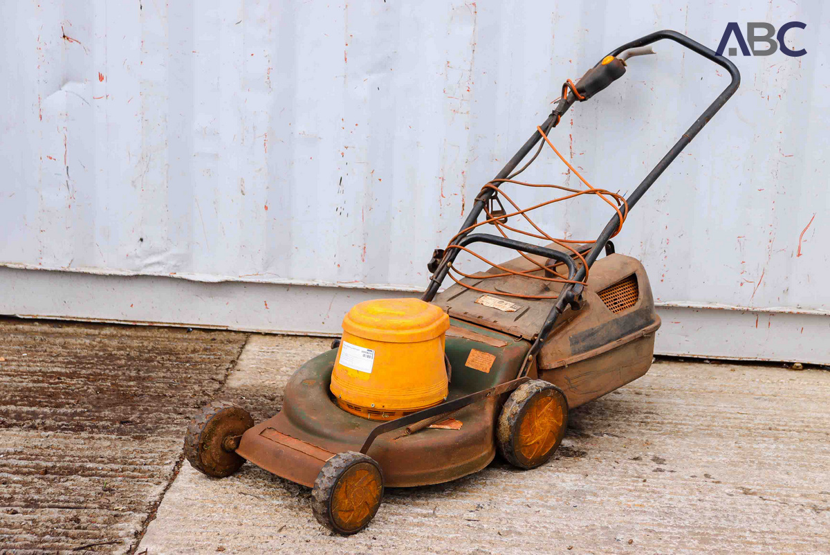 Trimtech Electric Lawn Mower With Grass Catcher (230V) (1)