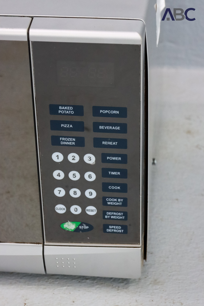 Defy DMO351 Microwave Oven (230V) (1)