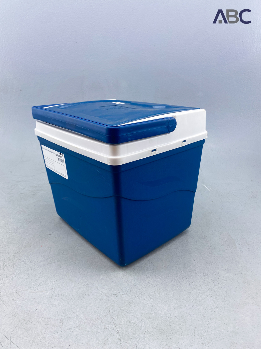 Big Jim Cooler Box Plastic (8L) (1)