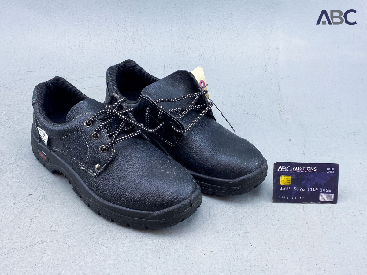 Lemaitre Safety Shoes (Size 9) (1 Pair)