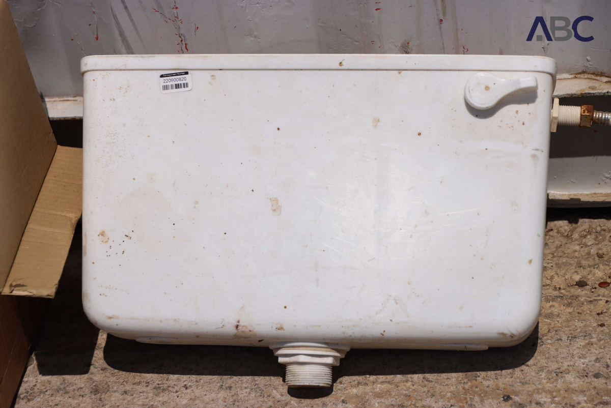 Cisterns With Lid & Assorted Toilet Parts (1 Lot)