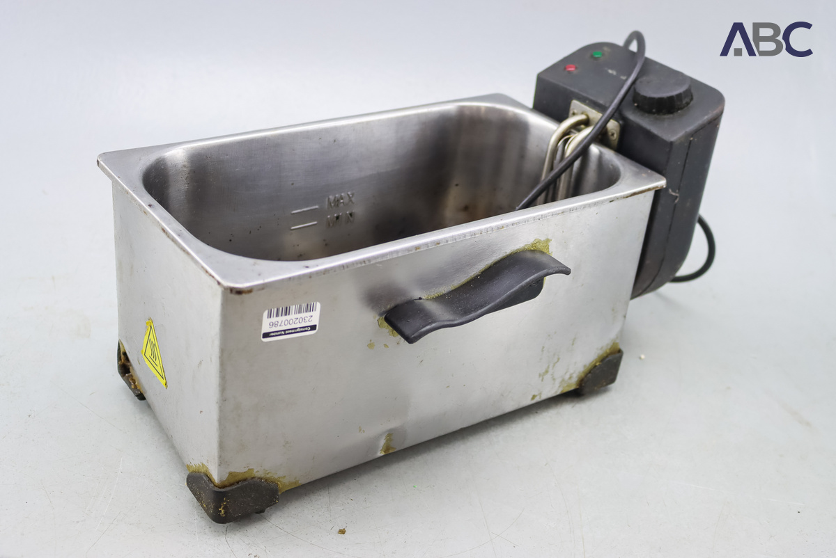 Sunbeam SDF8502C Electric Deep Fryer (230V) (1)