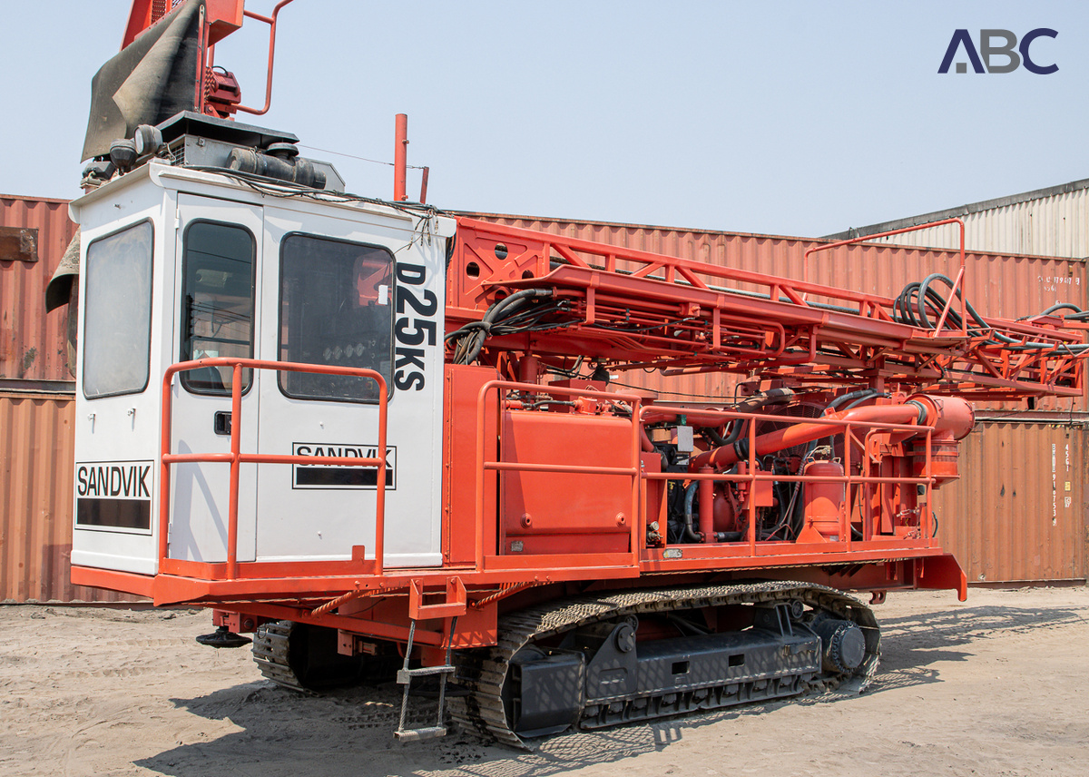 Sandvik D25KS 2011 Rotary Blasthole Tracked Drill Rig