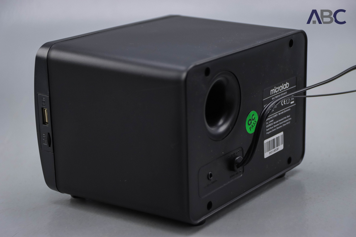 Microlab U210 Multimedia Speakers (3 Piece) (1)