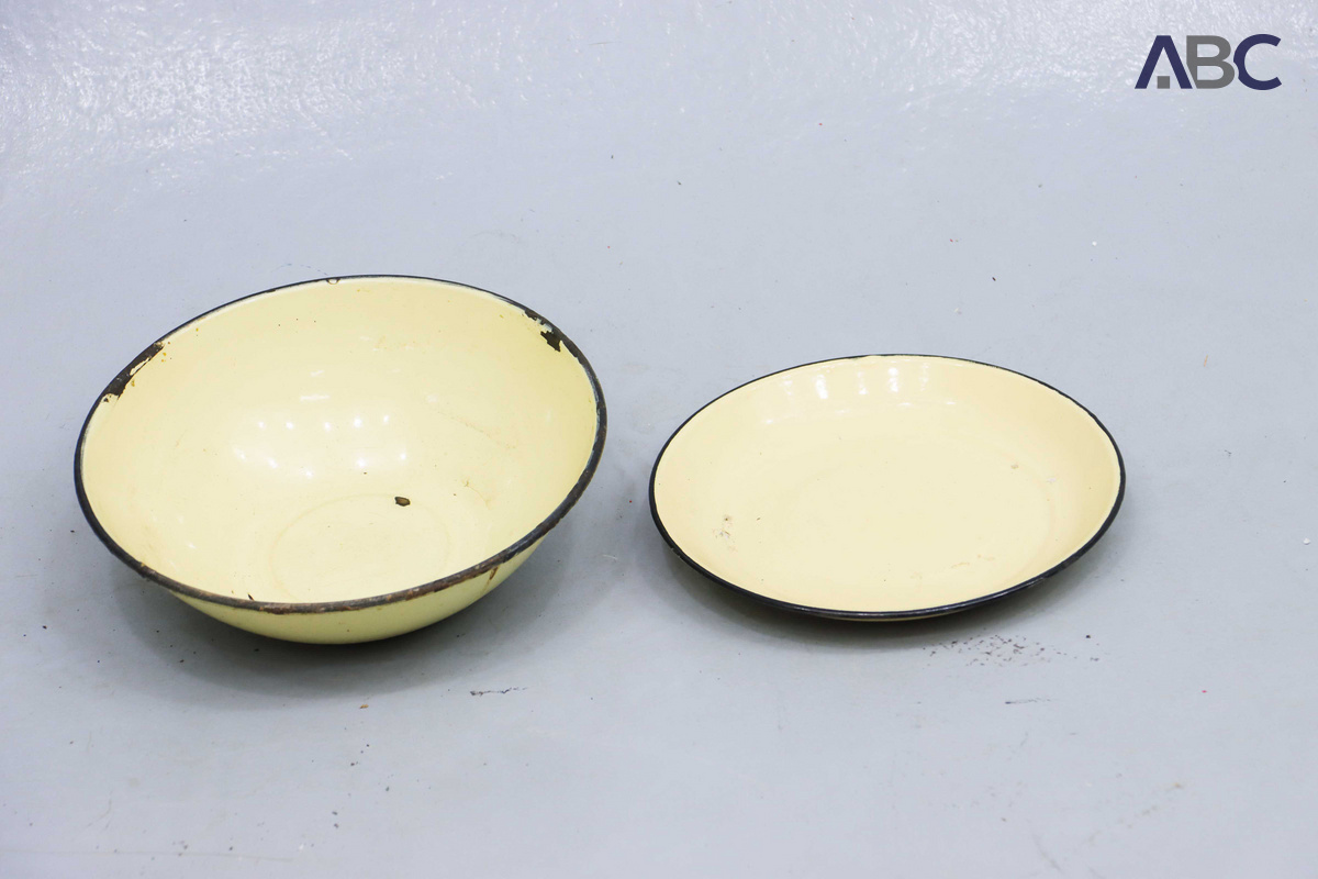 Assorted Kitchenware (12 In a Box)