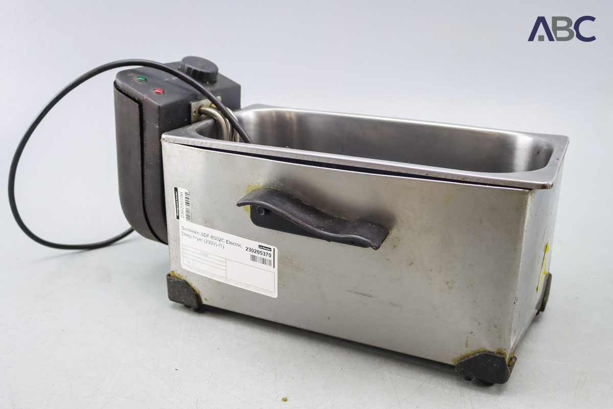 Sunbeam SDF8502C Electric Deep Fryer (230V) (1)